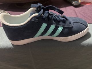 Zapatillas Adidas Azul y Turquesa