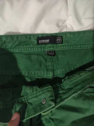 Pantalón corto hombre verde