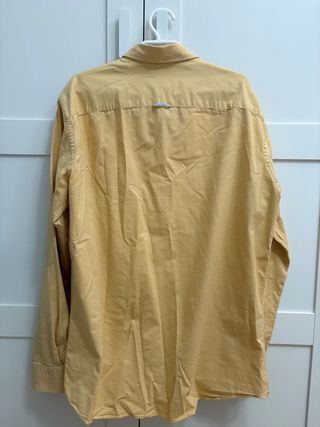 Camisa manga larga amarilla
