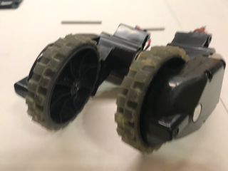 Conjunto de dos ruedas robot Neato XV 15