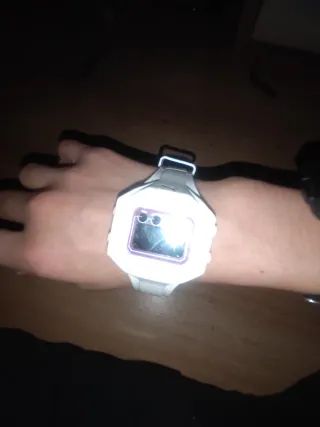 Reloj Puma Blanco y Morado Original