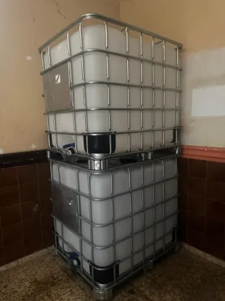 Depósitos agua 1000 litros