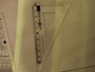 Set de geometría: escuadra y transportadores