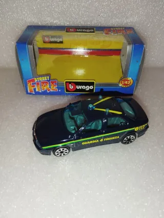 Alfa Romeo 156 Guardia di Finanza Bburago 1:43