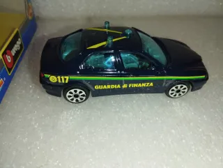 Alfa Romeo 156 Guardia di Finanza Bburago 1:43