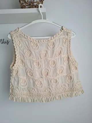 Chaleco bordado beige talla S