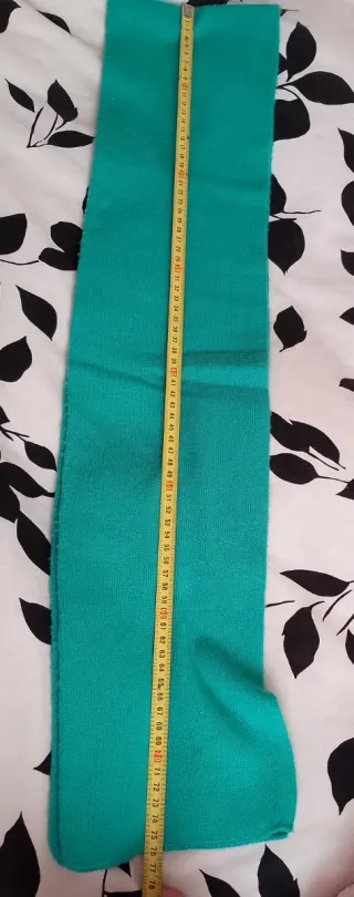 Bufanda de lana color turquesa