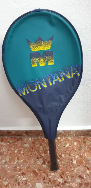 Raqueta de Tenis Montana con funda