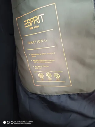 Abrigo acolchado Esprit repelente al agua