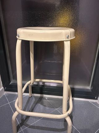 Taburete alto Ikea Raskog beige