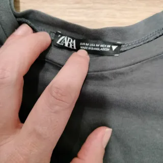 Camiseta gris premamá