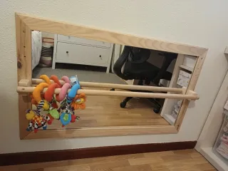 Specchio Montessori per Bambini con Barra