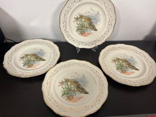 Lotto 4 piatti antichi in ceramica francese a tema pesce