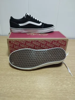 Zapatillas Vans Old Skool T-42 buen estado