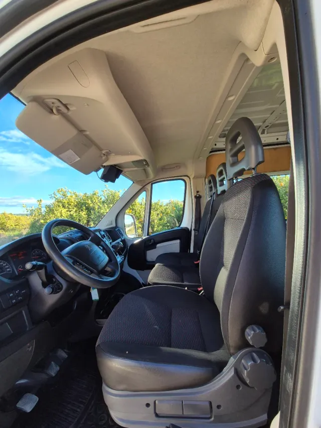 Peugeot Boxer L2H2 7 plazas 2019
