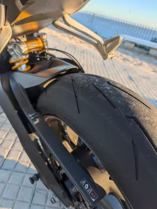 Triumph Street Triple RS 765