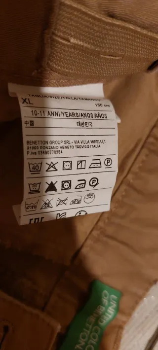 Pantalón Benetton beige chico