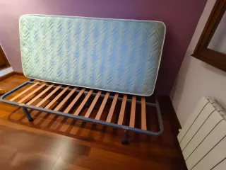Somier 90x200cm con patas y colchón