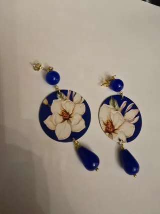 Orecchini Lebole Gioielli fiori bianchi blu