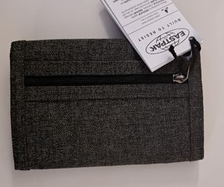 Cartera Eastpak gris