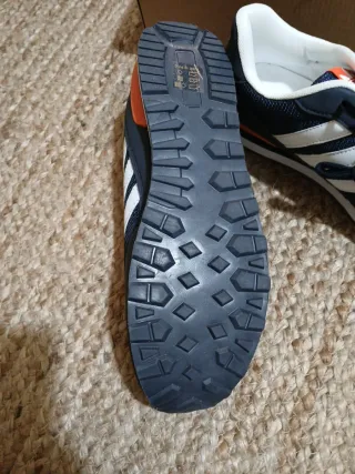 Zapatillas Adidas Azul y Naranja