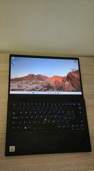 Lenovo X1 Carb Gen 8 i5-10210U, 16Gb y 256Gb