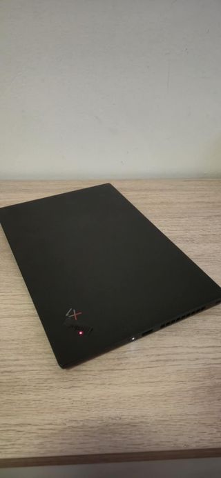 Lenovo X1 Carb Gen 8 i5-10210U, 16Gb y 256Gb