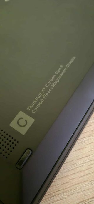 Lenovo X1 Carb Gen 8 i5-10210U, 16Gb y 256Gb