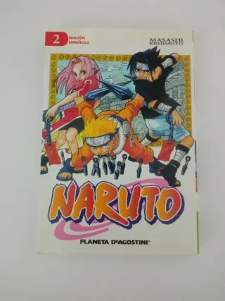 Mangas Naruto y figura