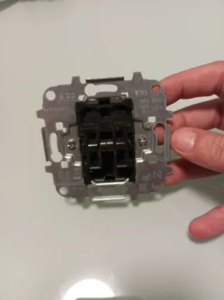 Doble conmutador Niessen Arco