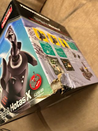 Thrustmaster T.Flight Hotas X per PC e PS3, scatola danneggiata