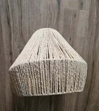 Lámpara de techo de yute beige