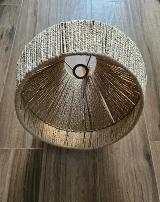 Lámpara de techo de yute beige