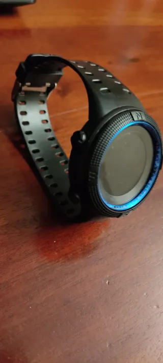 Reloj Digital Negro y Azul