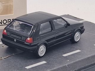 VOLKSWAGEN Golf GTi G60 nera - Norev - Scala 1/43