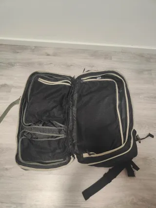 Mochila Forclaz Travel 500 40L Verde