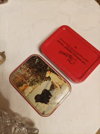 Cajita vintage de metal