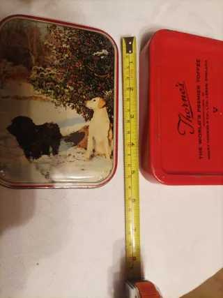 Cajita vintage de metal