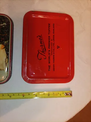 Cajita vintage de metal