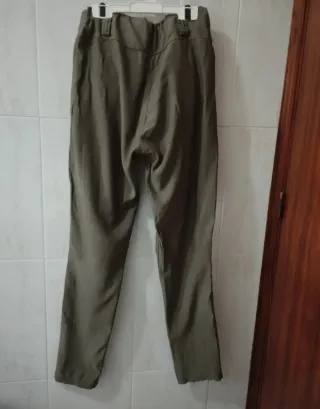 Pantalones pitillo verdes