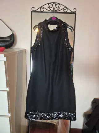 Vestido Preto Mango T. S com Lantejoulas