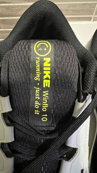 Nike Winflo 10 gris/amarillo