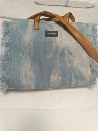 Bolso de rafia a rayas sin estrenar