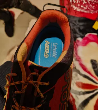 Zapatillas Asolo Naranja negro y Morado