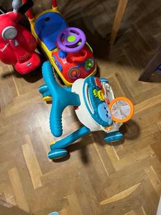 Moto correpasillos y andador bebé