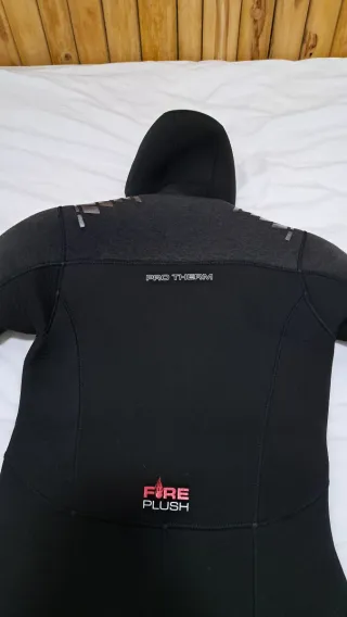 Traje Semiseco Mares Pro Therm 7/8 T-3