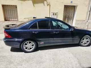 mercedes Benz  220 diésel  2003