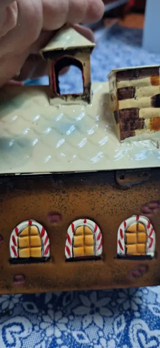 Casette natalizie in metallo