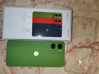 Telefono Motorola G06 Verde