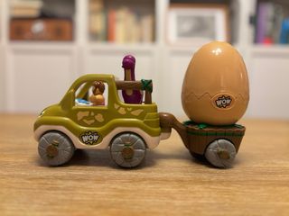 Coche, remolque y figuras Jurassic Jimmy